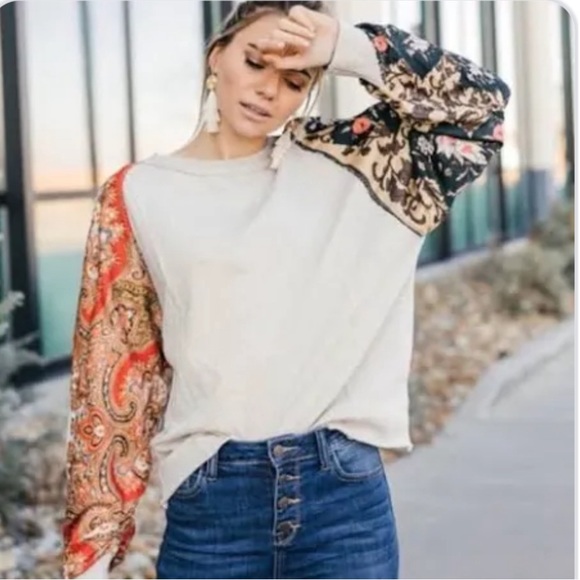 Free People Tops - Free People Vintage Affair Sweatshirt